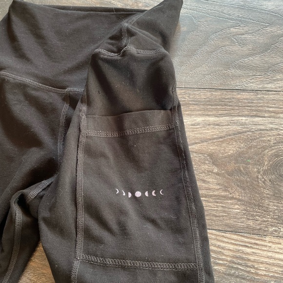 Purusha People Moon Pocket Leggings - Picture 2 of 4